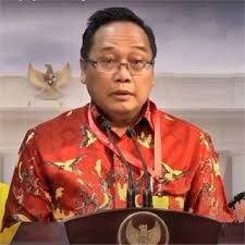 Dr. St. Laksanto Utomo